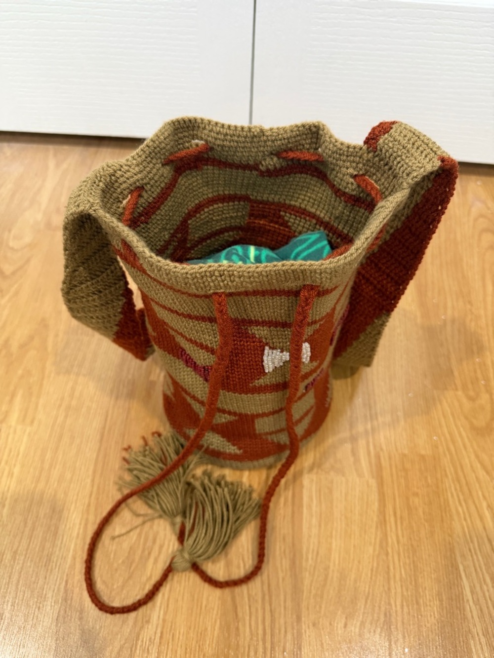 Handmade Drawstring Colombian Bag - Picture 6 of 6